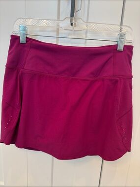LIKE NEW Athleta Run With It Skort